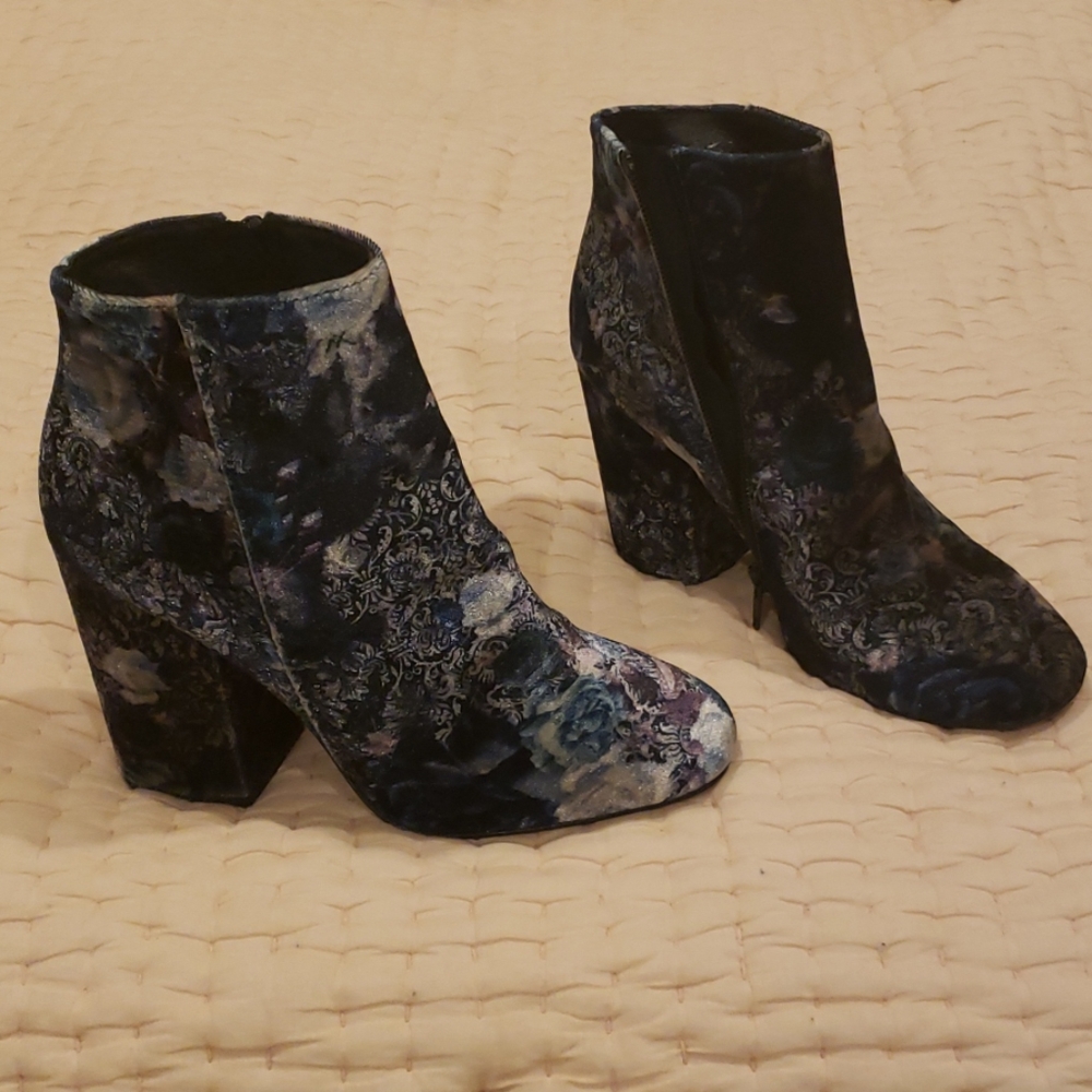 The Shoe Box Heel Bootie